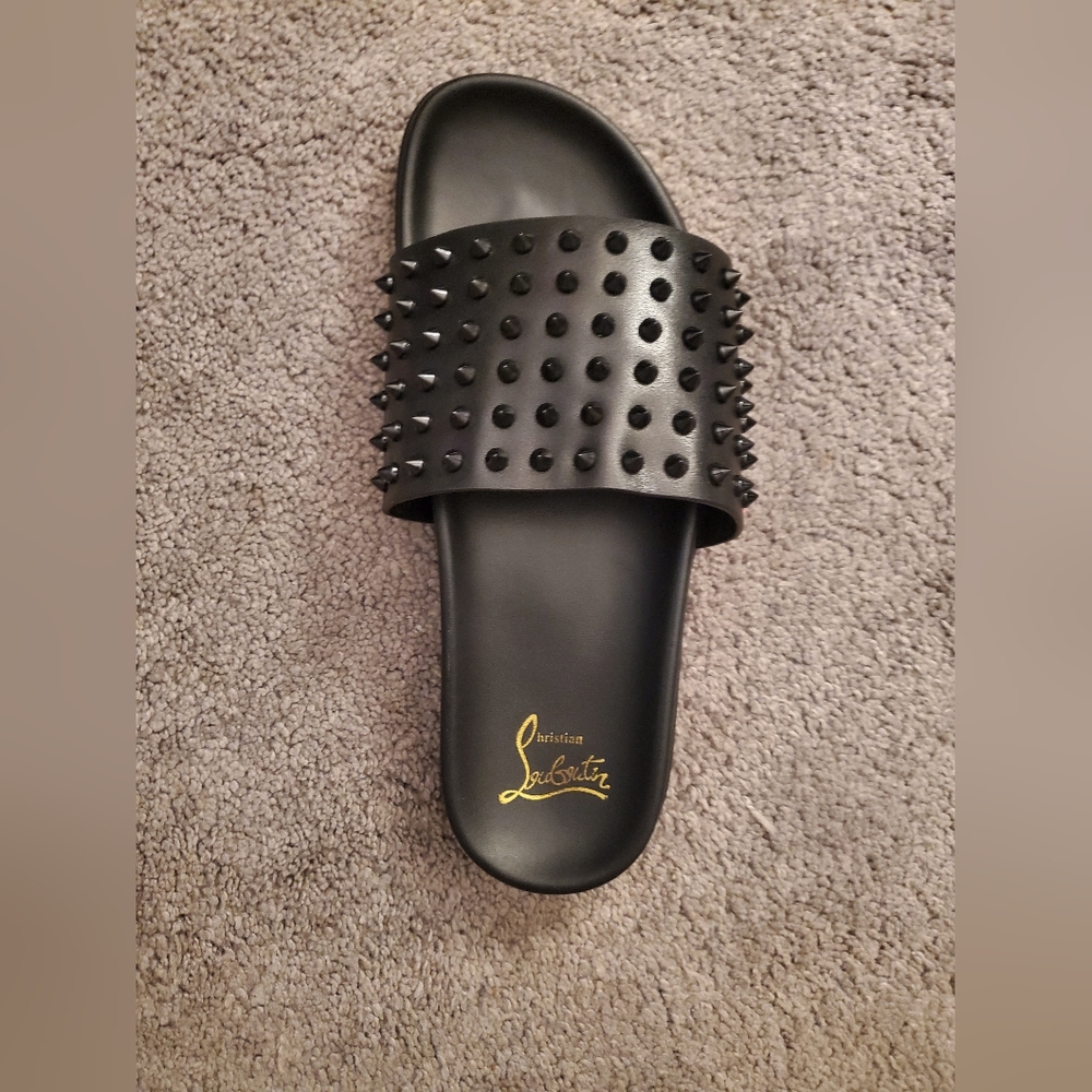 NWT black spike women's slides